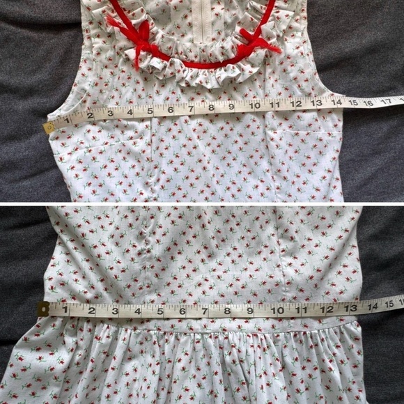 Vintage Coquette Prairie Doll Dress // Red Rosebud Ruffle Sun Dress - Size Small - Picture 11 of 12
